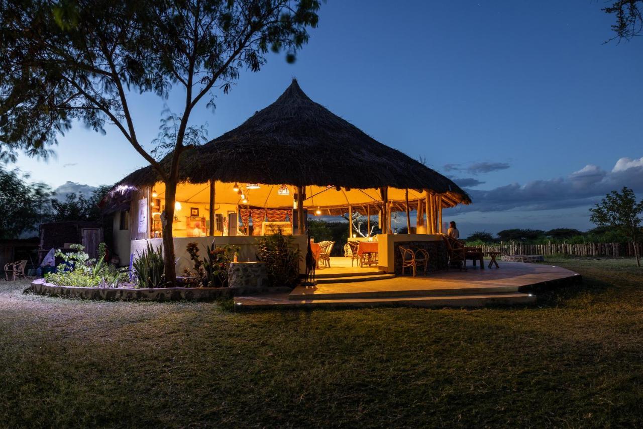 Lake Natron Maasai Giraffe Eco Lodge And Camping Mtowabaga 外观 照片