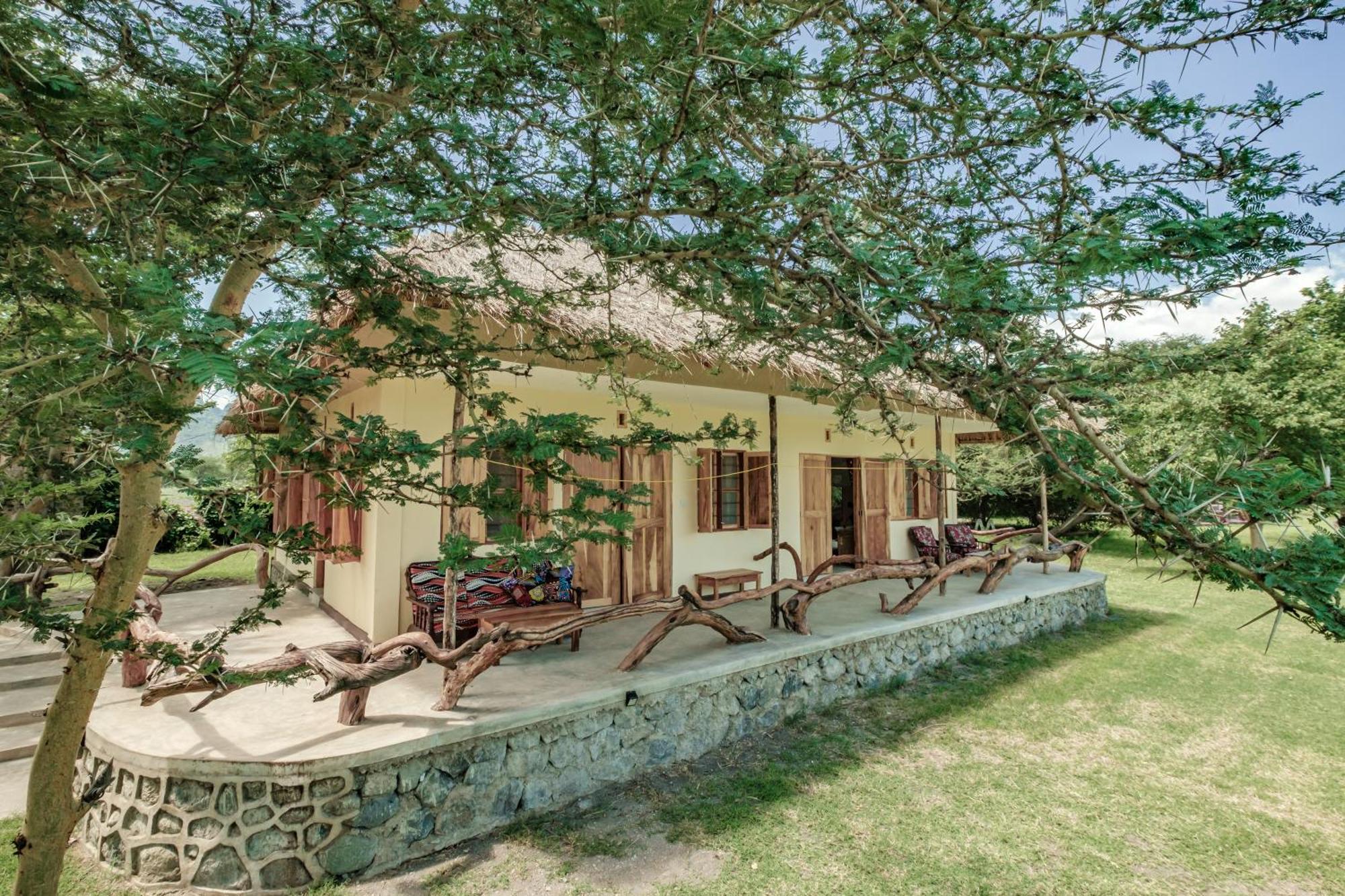 Lake Natron Maasai Giraffe Eco Lodge And Camping Mtowabaga 外观 照片