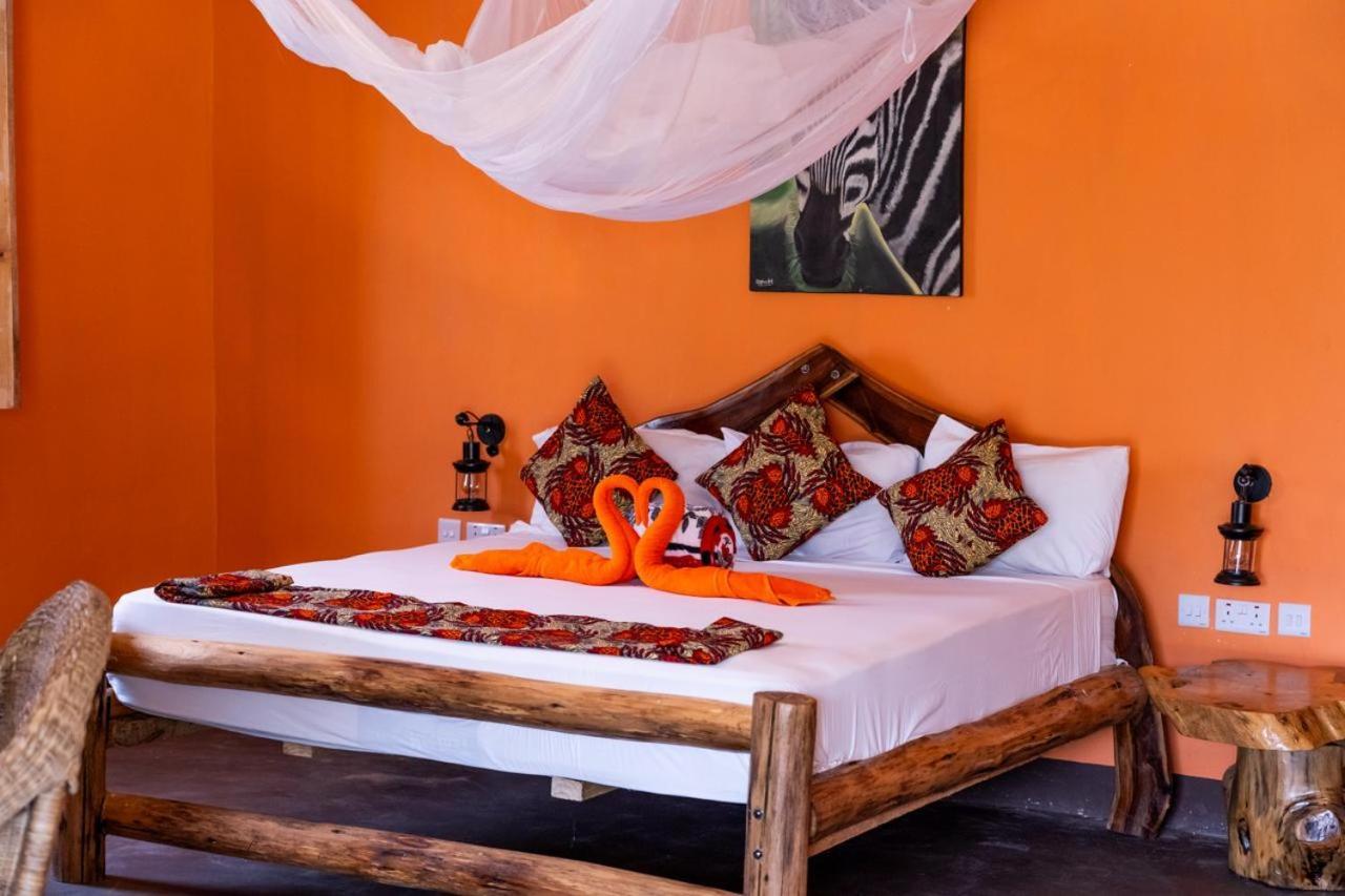 Lake Natron Maasai Giraffe Eco Lodge And Camping Mtowabaga 外观 照片